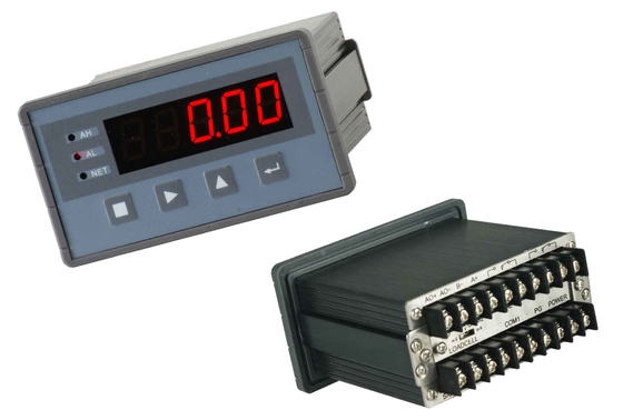セット・ポイント2の表示器のコントローラーの重量を量る力センサーの測定は出力する